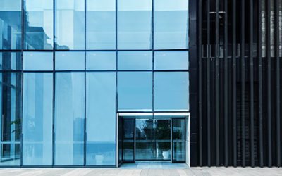 ¿Necesitas una limpieza de cristales profesional?